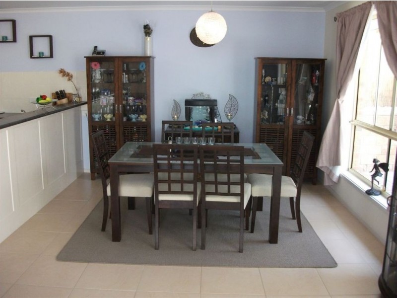 9 Yeltana Avenue, Huntfield Heights SA 5163