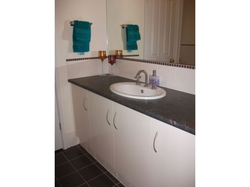 9 Yeltana Avenue, Huntfield Heights SA 5163