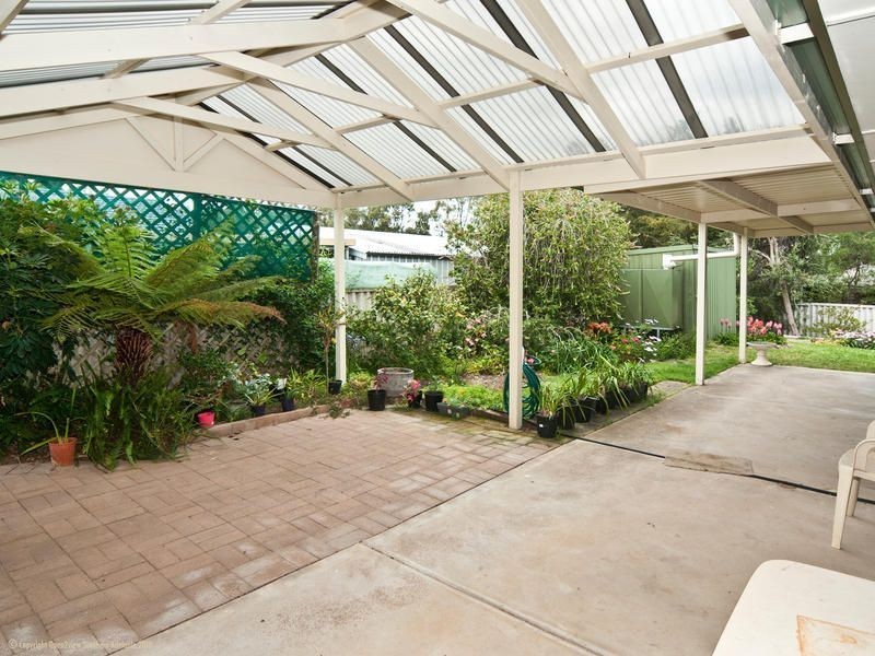 2 Narina Way, Aberfoyle Park SA 5159