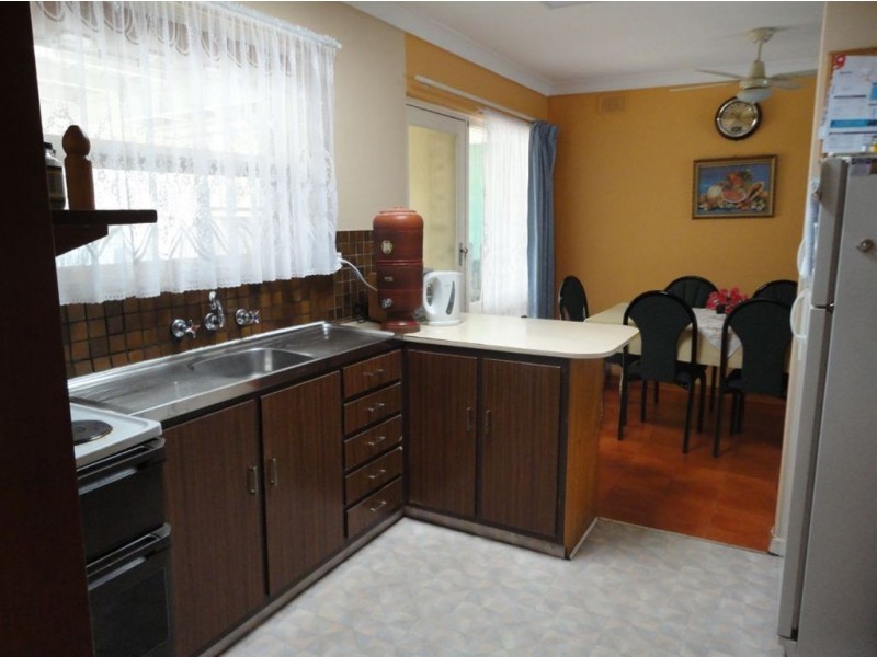 40 Arnold Drive, Hackham SA 5163