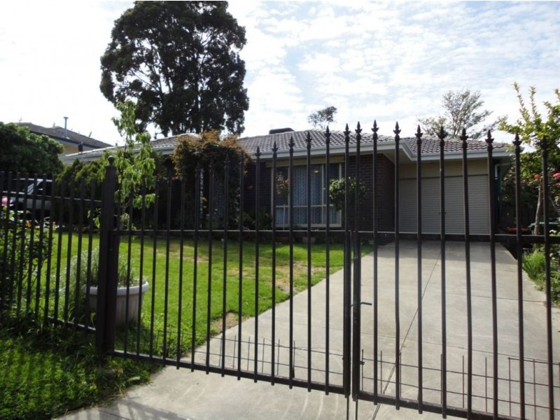 40 Arnold Drive, Hackham SA 5163