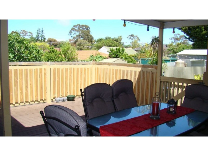 8 Richard Avenue, Hackham SA 5163