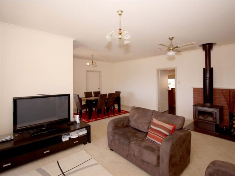 6 Gannet Court, Hallett Cove SA 5158