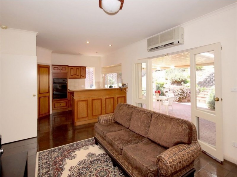 6 Gannet Court, Hallett Cove SA 5158