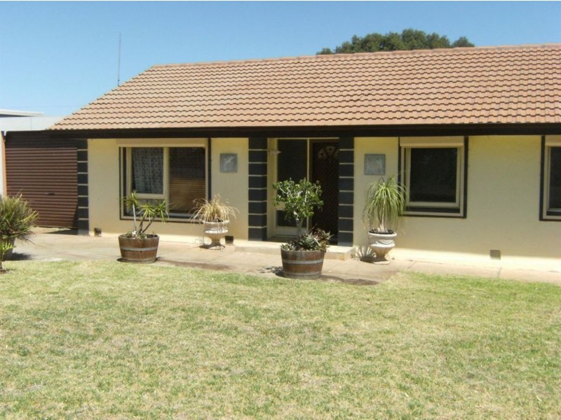 7 Edmund Street, Christie Downs SA 5164