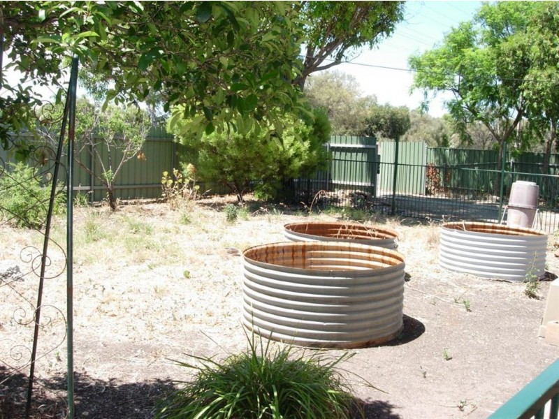 99 States Road, Morphett Vale SA 5162