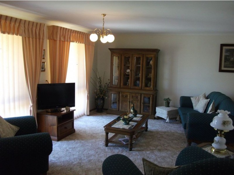 9 Hayford Crescent, Morphett Vale SA 5162