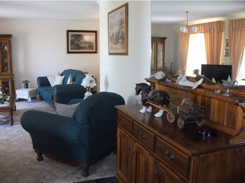 9 Hayford Crescent, Morphett Vale SA 5162