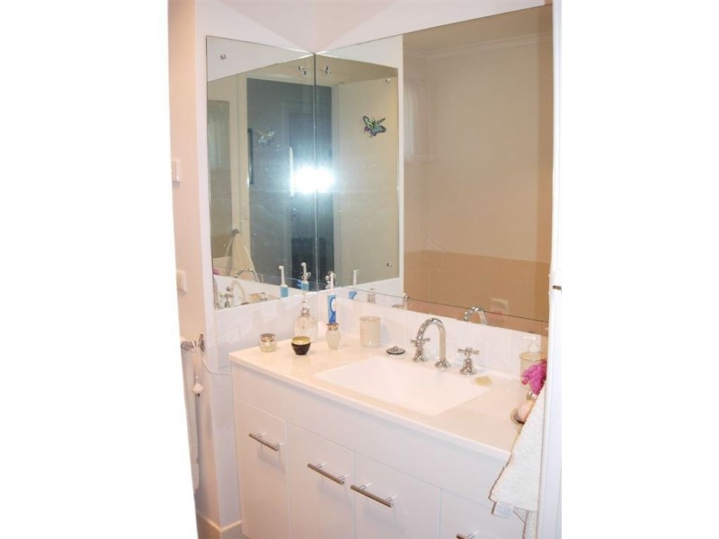 52 Carbenet Drive, Hackham SA 5163