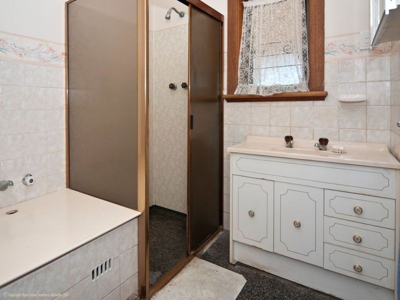 18 Andrew Avenue, Marion SA 5043