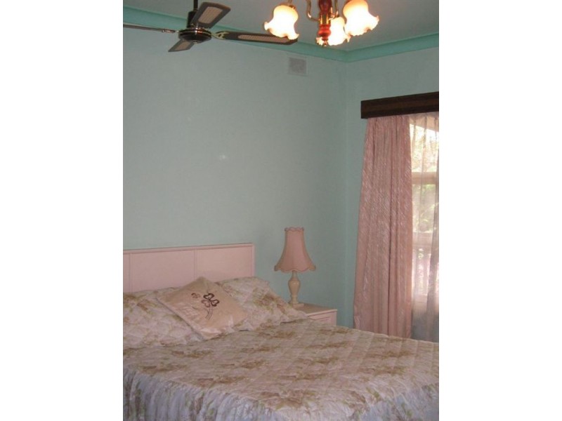 26 Booth Avenue, Morphett Vale SA 5162