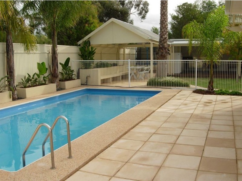 8 Oliphant Avenue, Oaklands Park SA 5046