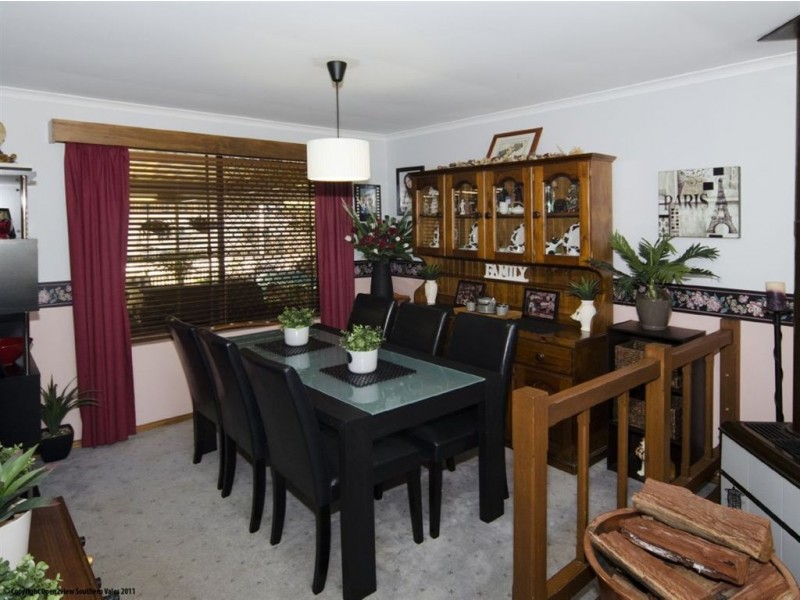 16 Scottsglade Road, Christie Downs SA 5164