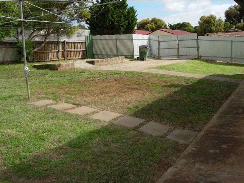 21 Plumtree Crescent, Huntfield Heights SA 5163