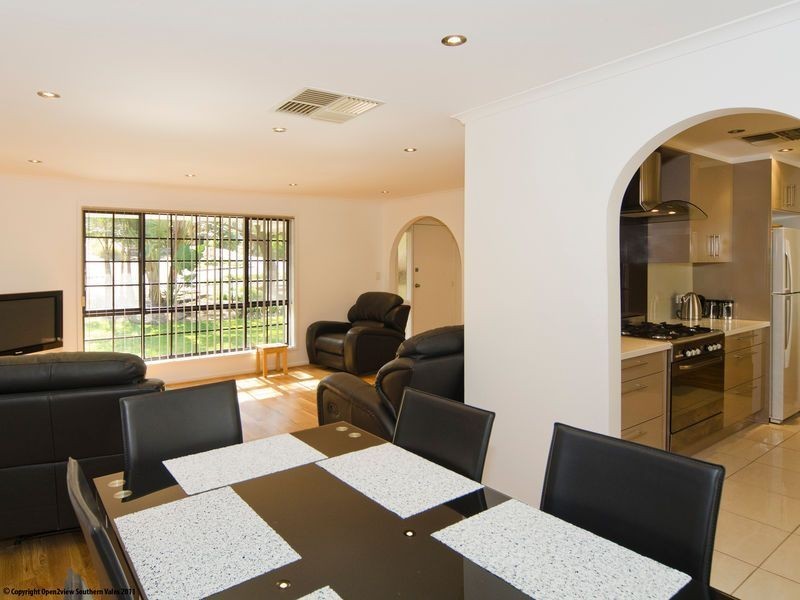 6 Barry Street, Port Noarlunga SA 5167