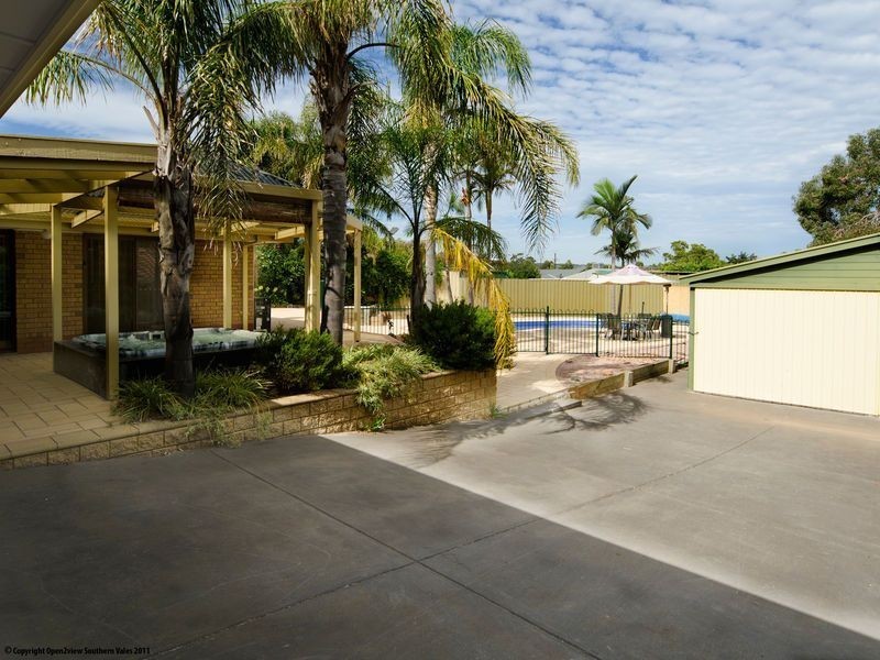 6 Barry Street, Port Noarlunga SA 5167