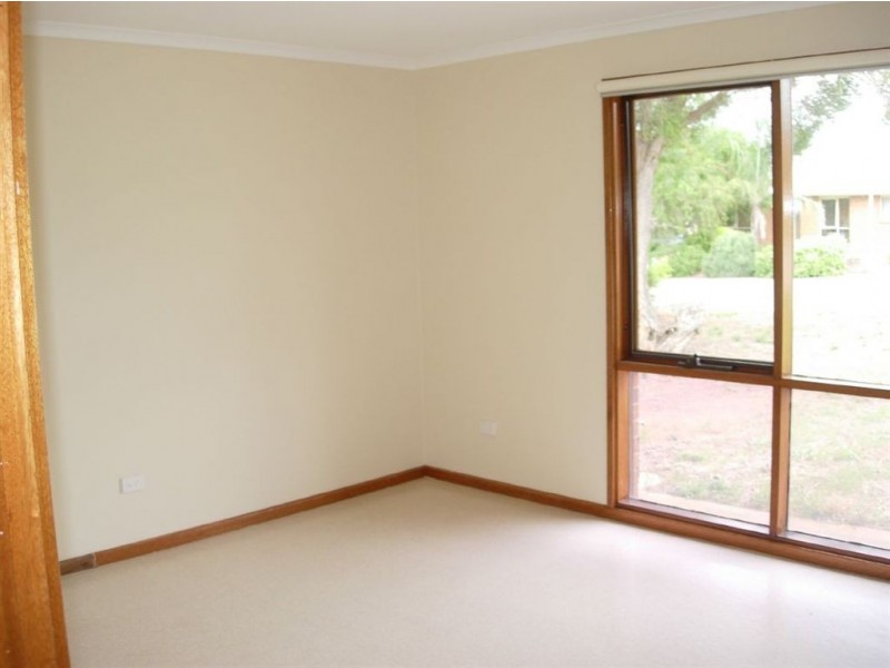 24 Emmerson Drive, Morphett Vale SA 5162