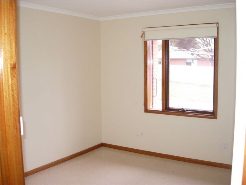 24 Emmerson Drive, Morphett Vale SA 5162