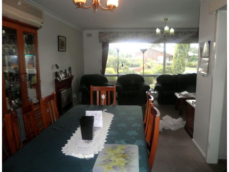 8 Marie Avenue, Morphett Vale SA 5162