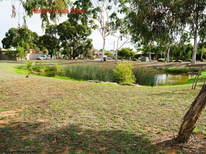 9 Timothy Court, Mitchell Park SA 5043