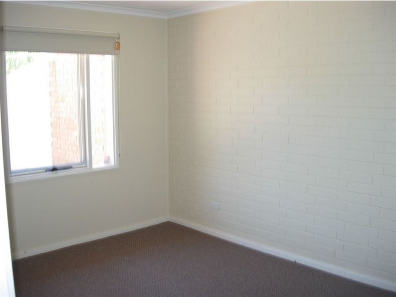 2 Fonda Court, Christie Downs SA 5164