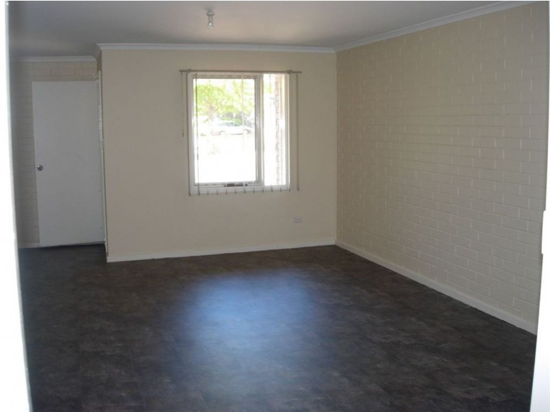2 Fonda Court, Christie Downs SA 5164