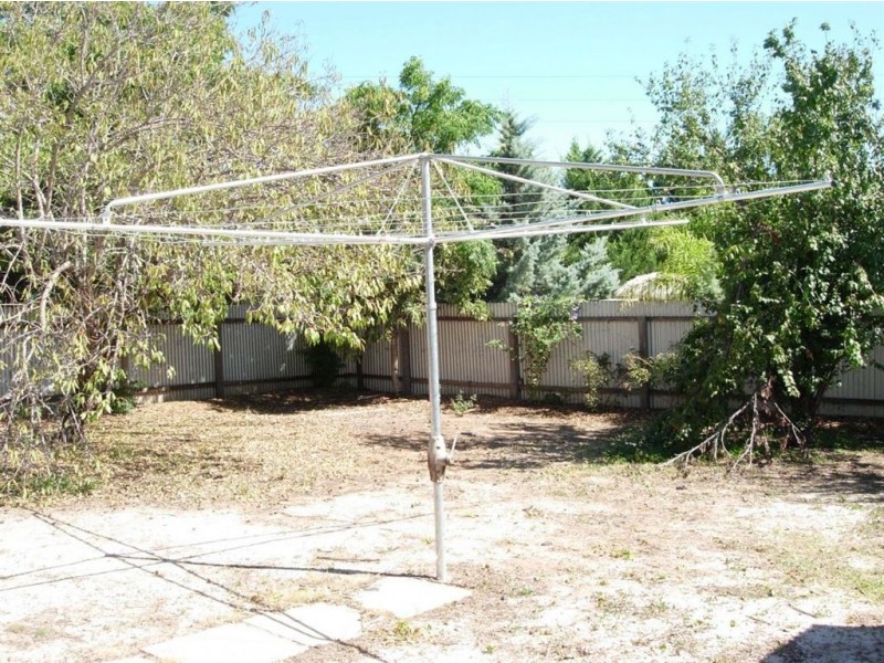 2 Fonda Court, Christie Downs SA 5164