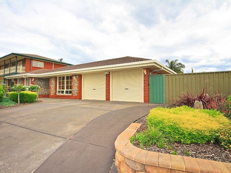 8 Siegersdorf Crescent, Old Reynella SA 5161