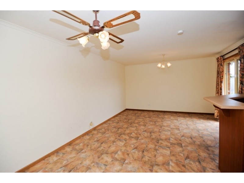 52 Sir James Hardy Way, Woodcroft SA 5162