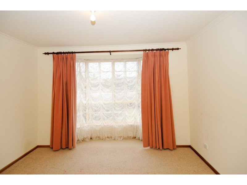 52 Sir James Hardy Way, Woodcroft SA 5162