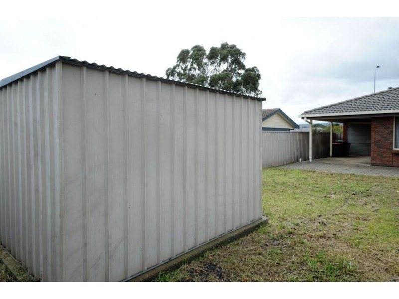 52 Sir James Hardy Way, Woodcroft SA 5162