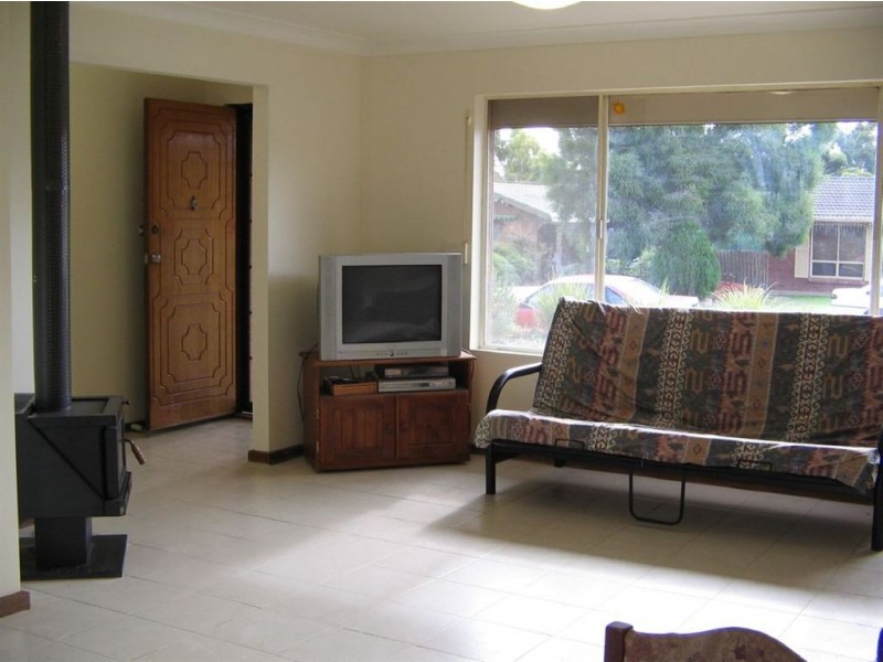 8 Cunningham Street, Morphett Vale SA 5162