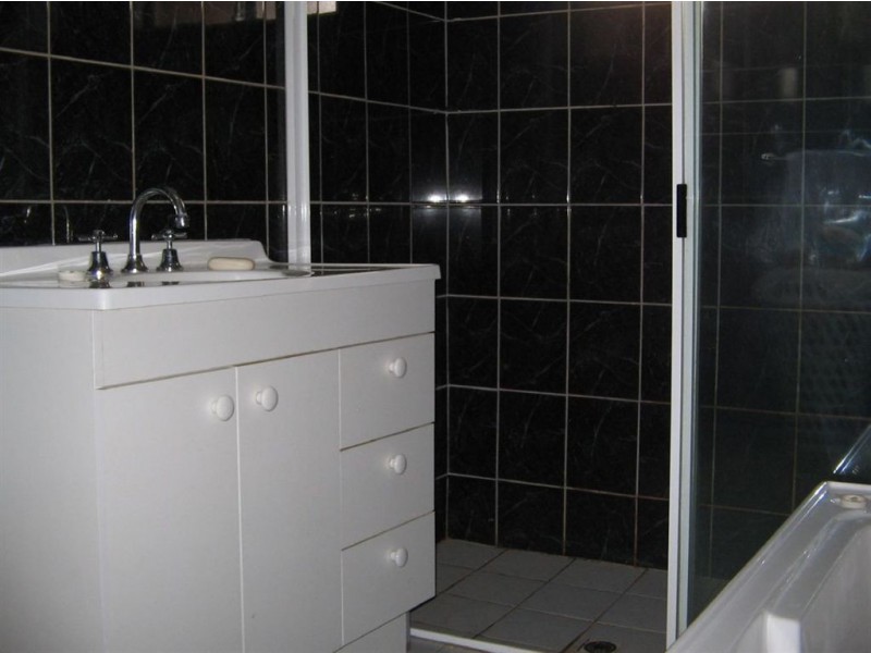 8 Cunningham Street, Morphett Vale SA 5162