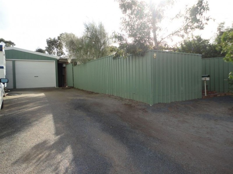 8 Commodore Court, Morphett Vale SA 5162