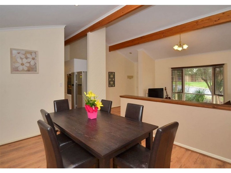 8 Sarga Street, Hallett Cove SA 5158