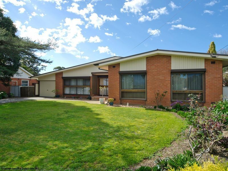 15 Naomi Terrace, Pasadena SA 5042