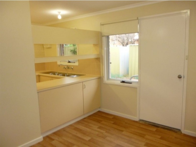 2 Hepburn Road, Christie Downs SA 5164