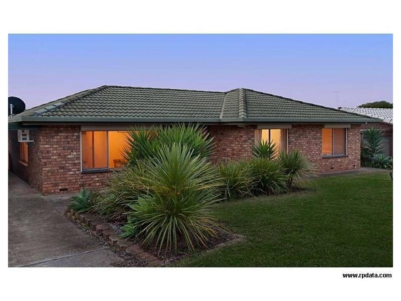 9 Glenhelen Road, Morphett Vale SA 5162