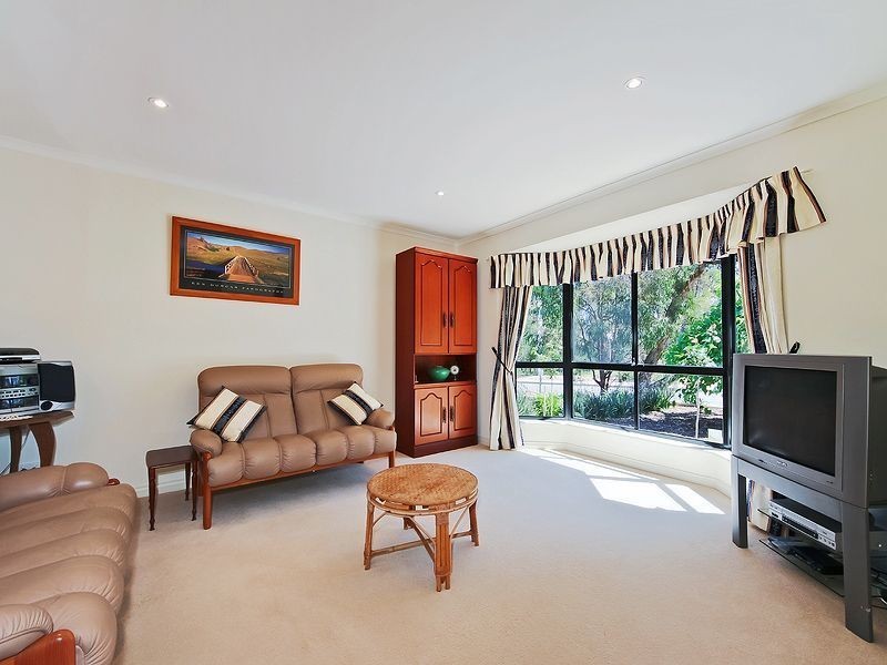 44 Golf Course Drive, Woodcroft SA 5162