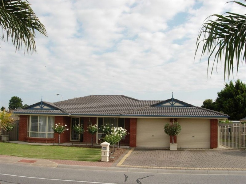 1 Zollo Drive, Woodcroft SA 5162