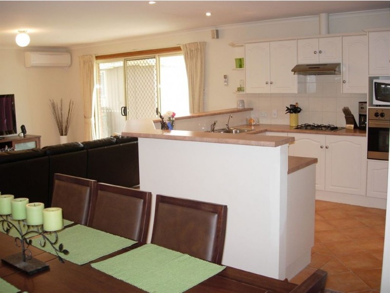 1 Zollo Drive, Woodcroft SA 5162