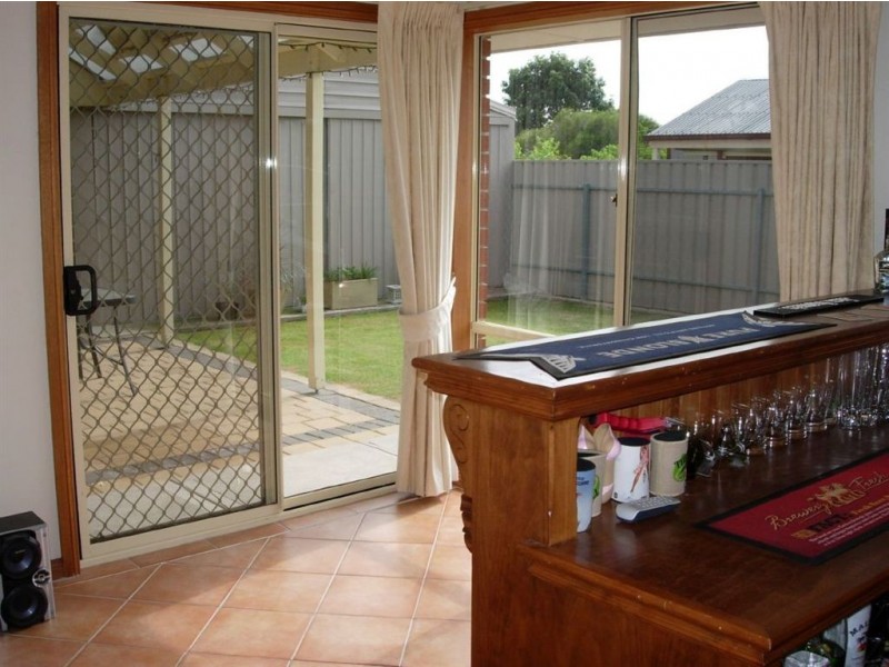 1 Zollo Drive, Woodcroft SA 5162