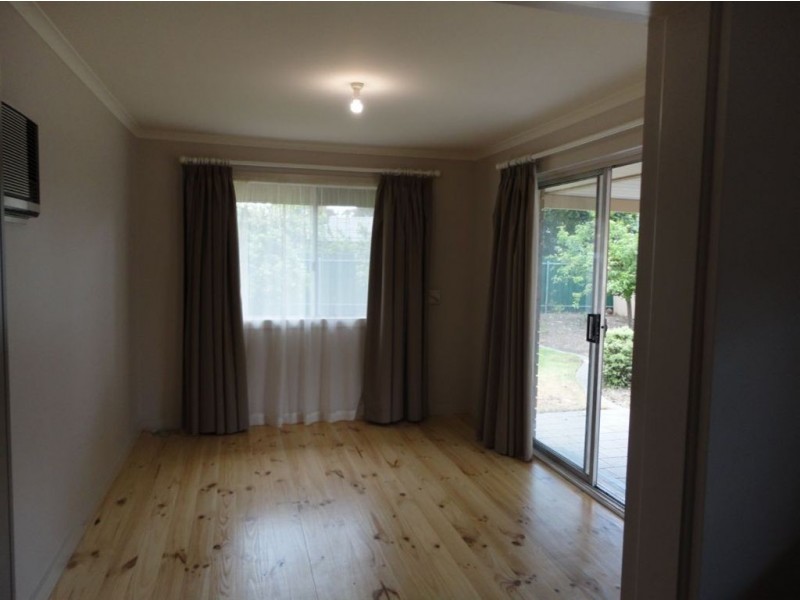 19 Jenner Street, Morphett Vale SA 5162