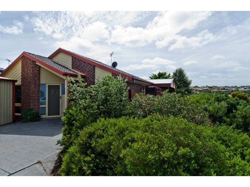 52 Lerunna Avenue, Hallett Cove SA 5158