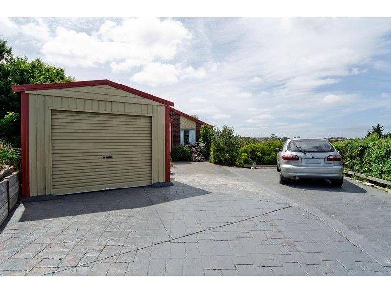 52 Lerunna Avenue, Hallett Cove SA 5158