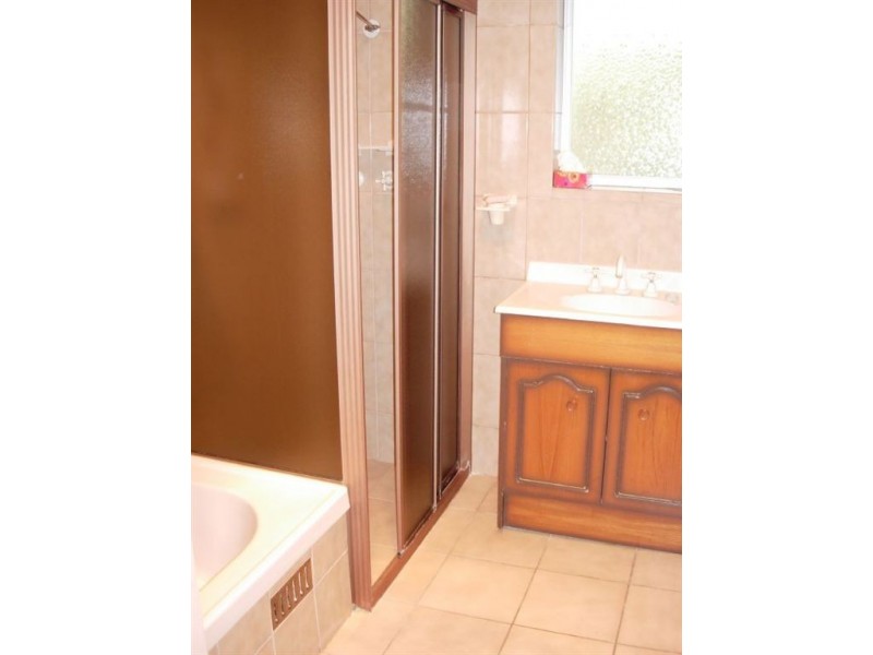 30 Roberts Road, Hackham West SA 5163