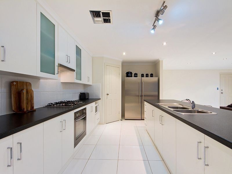 25 Buoy Crescent, Seaford Meadows SA 5169