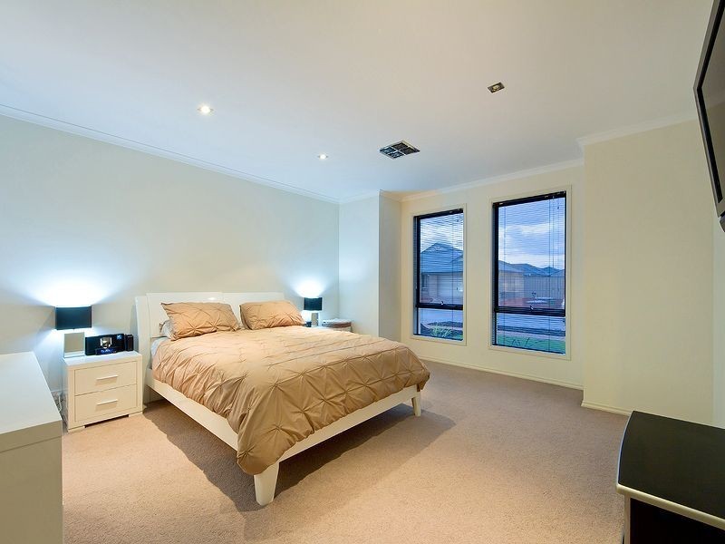 25 Buoy Crescent, Seaford Meadows SA 5169