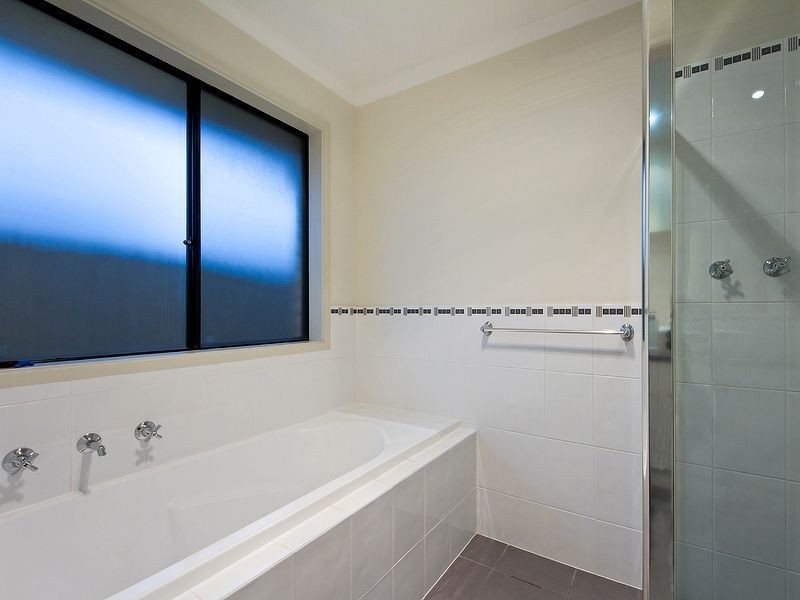 25 Buoy Crescent, Seaford Meadows SA 5169