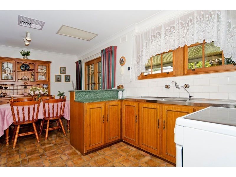 4 Acre Avenue, Morphett Vale SA 5162